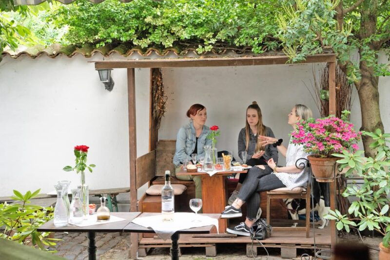 cologne-nippes-summer-wine-party-in-the-frenchstyle-garden