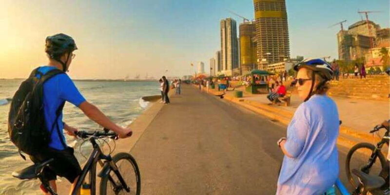 colombo-private-guided-night-cycling-tour