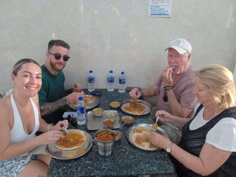 colombo-the-tastiest-private-street-food-tour-by-tuk-tuk