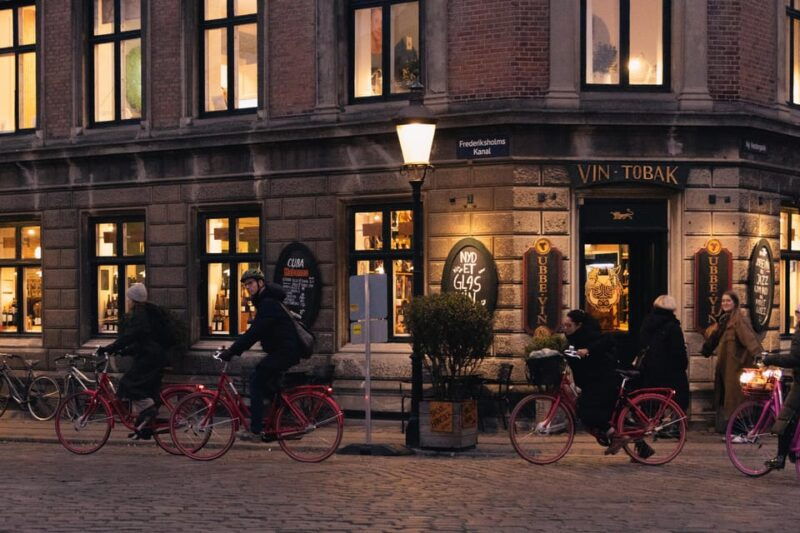 copenhagen-christmas-bike-tour-with-a-local-guide