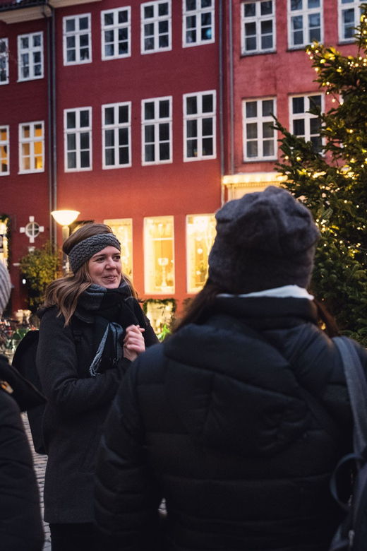 copenhagen-christmas-walking-tour-with-treats-and-drinks