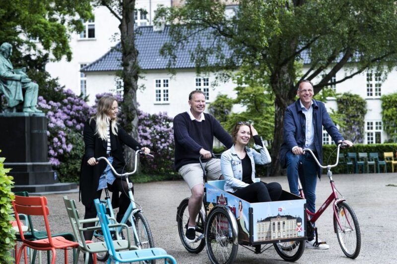 copenhagen-city-highlights-guided-bike-tour