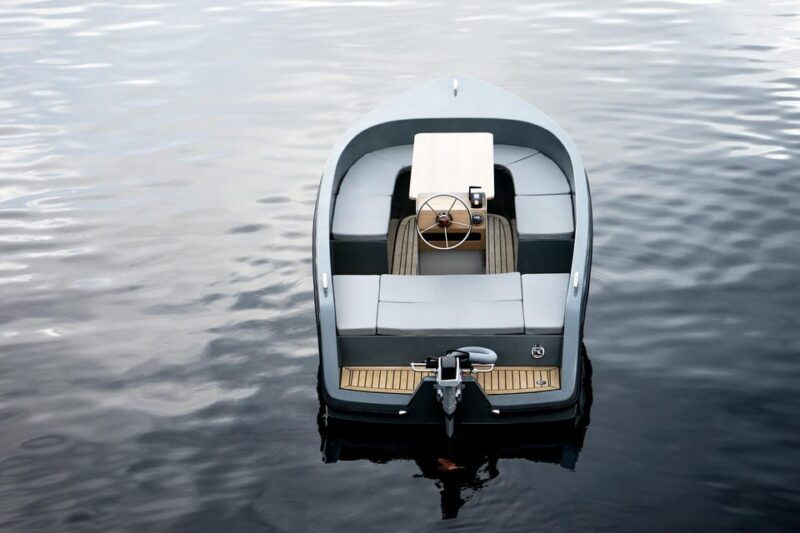 copenhagen-private-boat-tour-with-captain-lite