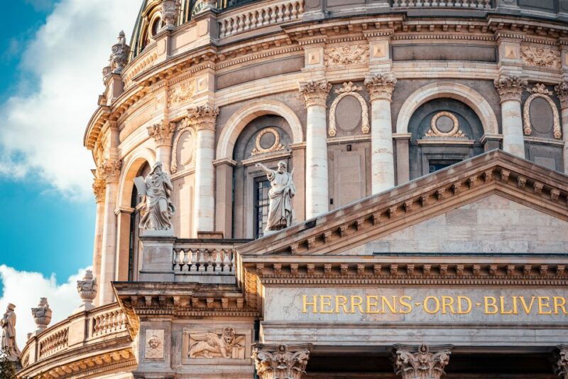copenhagen-traces-of-the-slave-trade-tour-with-storyhunt