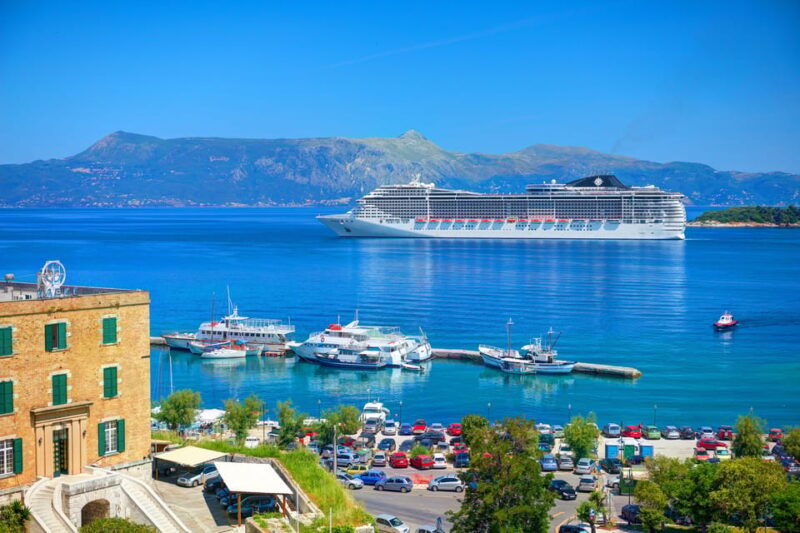 corfu-cruise-port-city-highlights-tour-old-town-visit