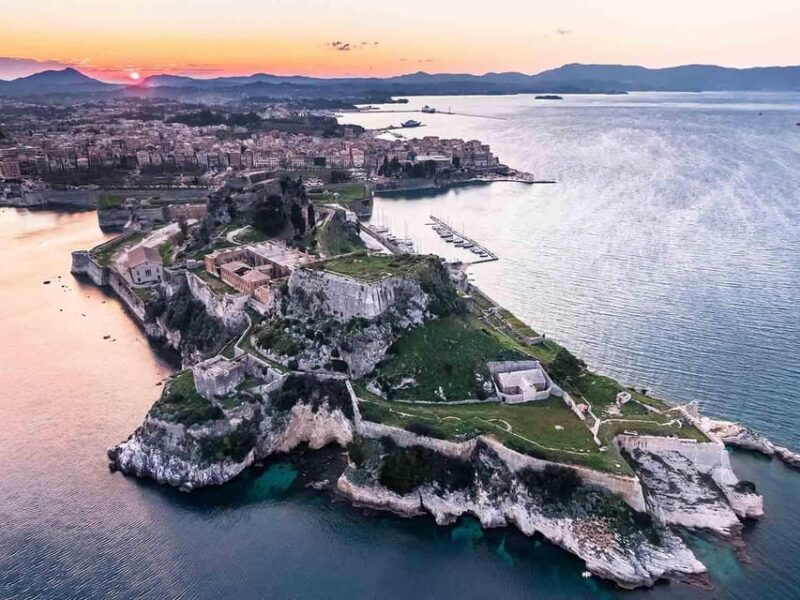 corfu-private-motor-yacht-cruise-with-corfu-town-views