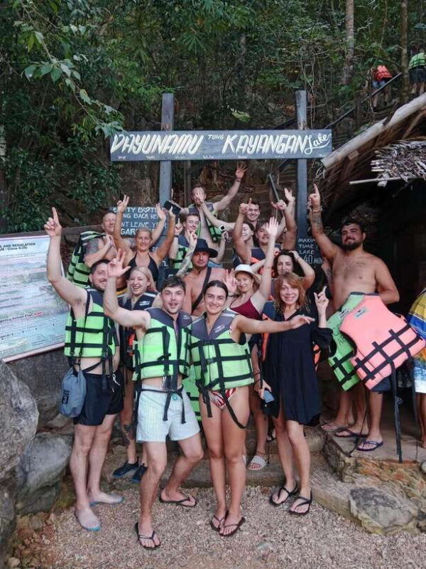coron-island-tour-5-top-attractions-island-buffet-feast