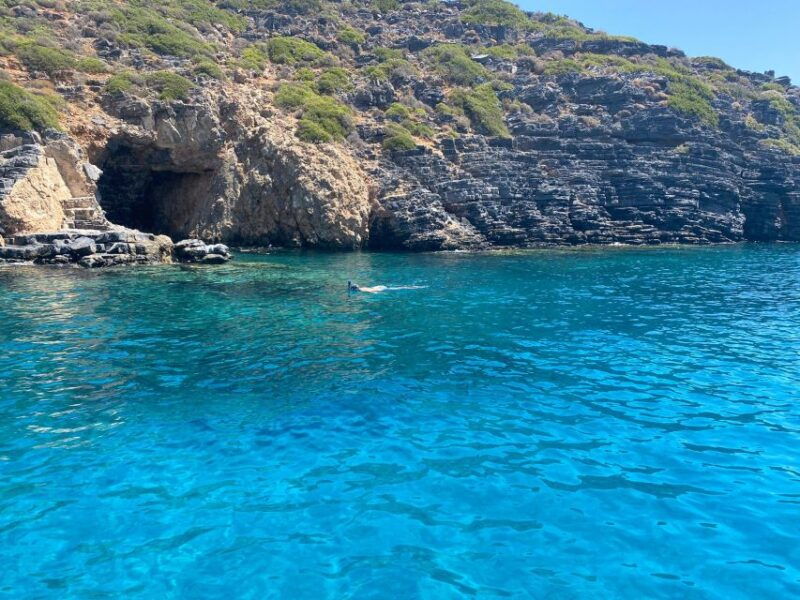 crete-fishing-swimming-boat-cruise-with-lunch-drinks