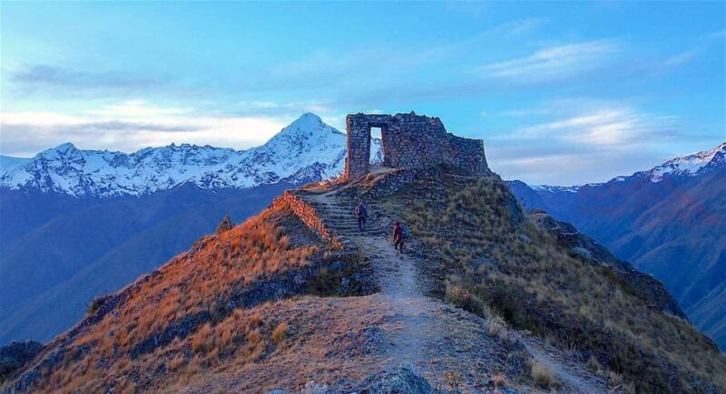 cusco-private-full-day-inti-punku-hike-to-the-sun-gate-2