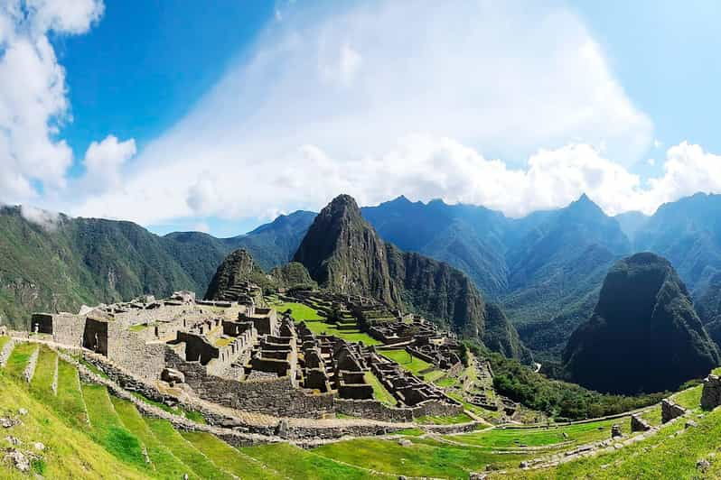 cuscomachupicchu-group-tour-from-aguas-calientes