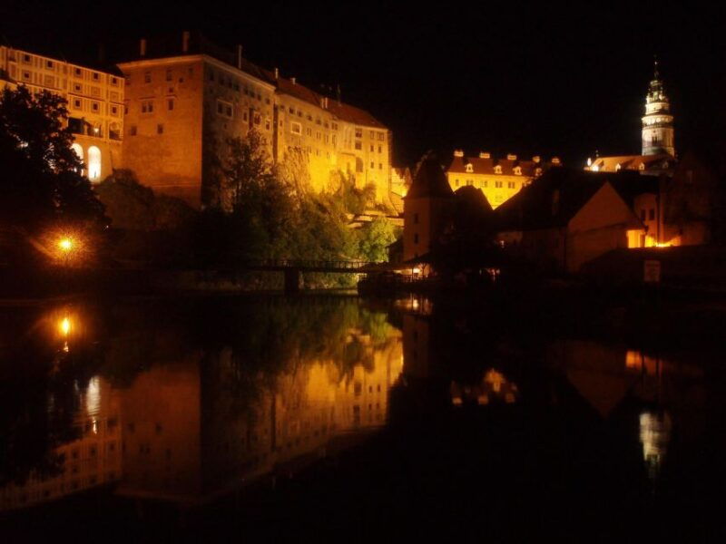 czech-krumlov-night-walking-tour-with-a-professional-guide
