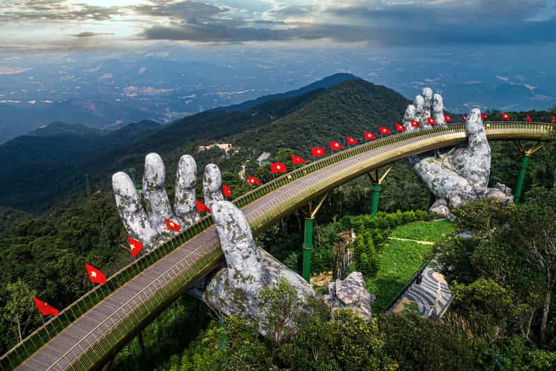 da-nang-ba-na-hills-golden-bridge-with-lunch-12-pax