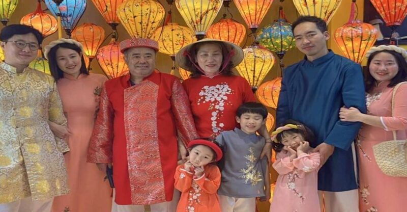 da-nang-experience-vietnamese-elegance-w-ao-dai-in-showroom