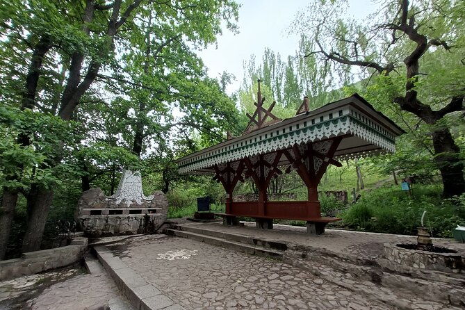 Day trip to Burana Tower plus hiking to waterfall and hot springs of Issyk-Ata - Practical Details and Tips
