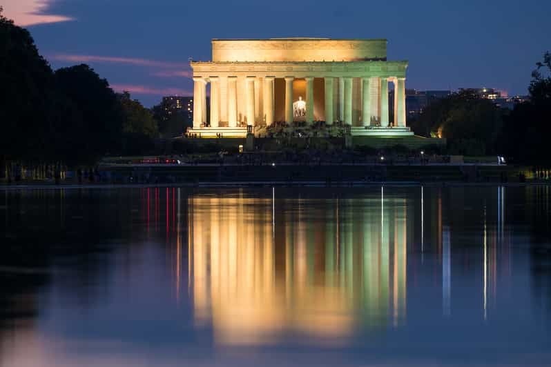 dc-monuments-memorials-sunset-tour-by-open-top-bus