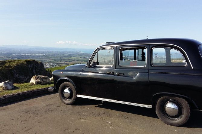Deco City Black Cab Tours and Shuttles - In-Depth Look at the Itinerary