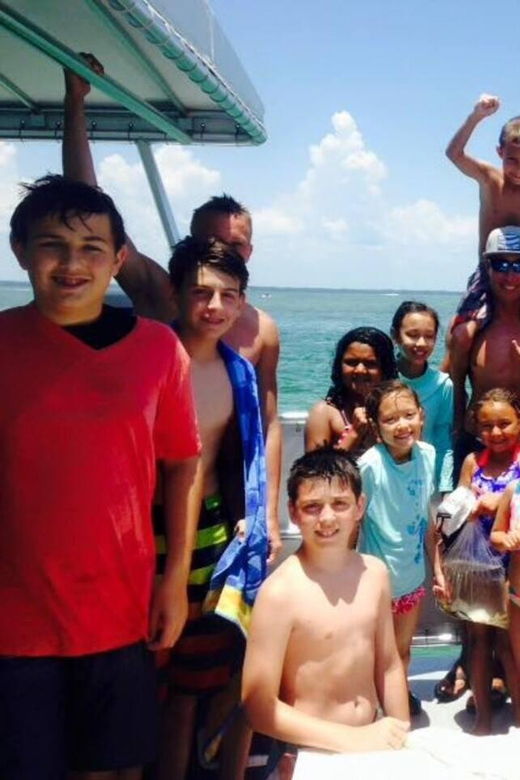 destin-crab-island-catamaran-tour-with-dolphin-watching