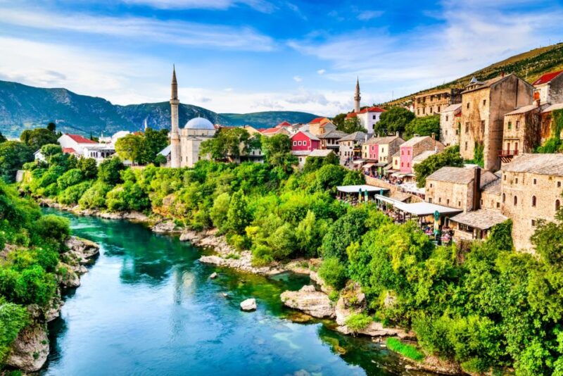 dubrovnik-kravica-waterfalls-mostar-and-pocitelj-day-trip