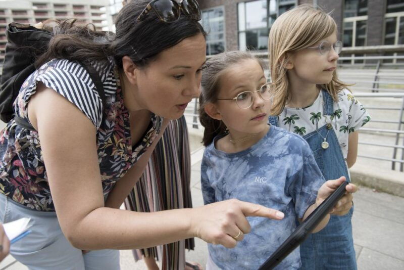 dusseldorf-city-exploration-game-for-kids-with-geolino