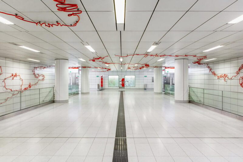 dusseldorf-the-wehrhahn-line-metro-guided-tour