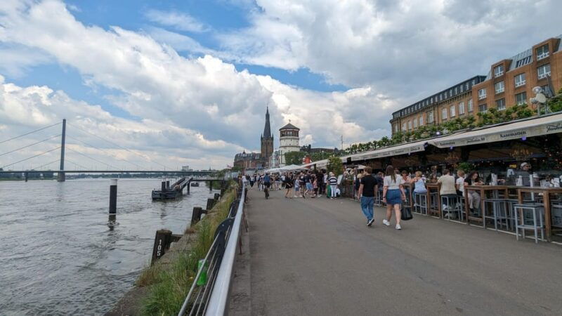 dusseldorf-tipping-based-old-town-walking-tour