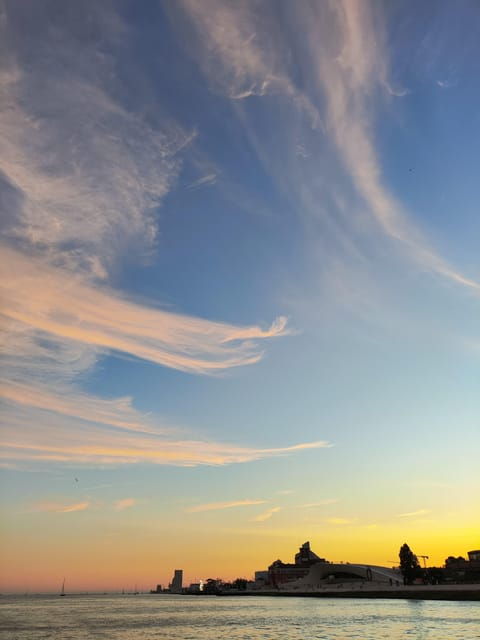 %e2%9b%b5bluemotion-lisbon%e2%9b%b5-sunset-sailing-tour-in-tagus-river