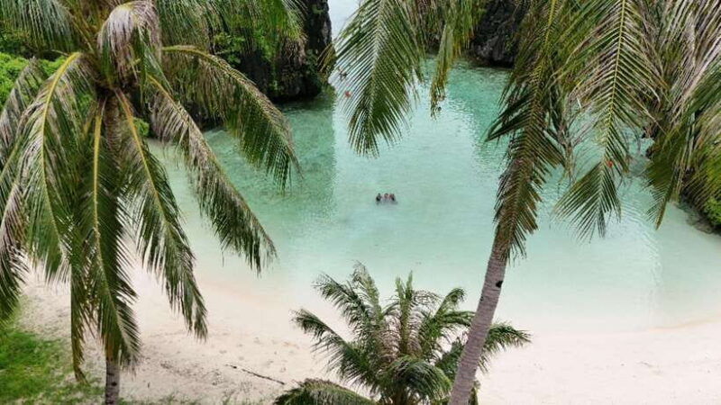el-nido-private-tour-b-with-snake-island-and-caves