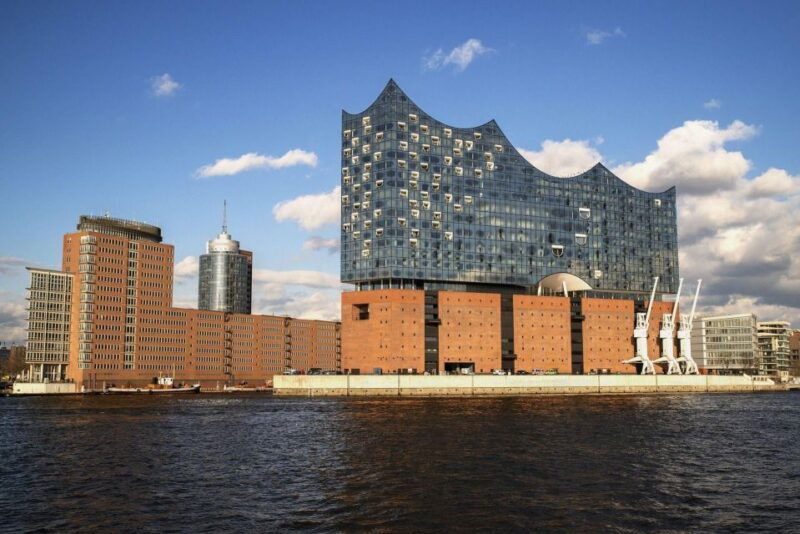 elbphilharmonie-speicherstadt-hafencity-private-tour