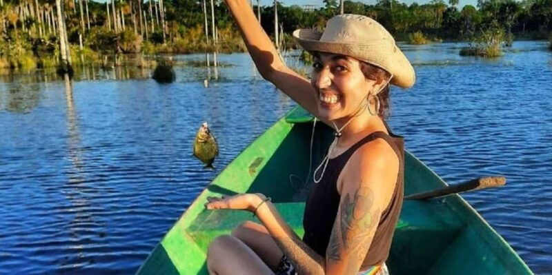 excursion-to-lake-yacumama-sunset-piranha-fishing