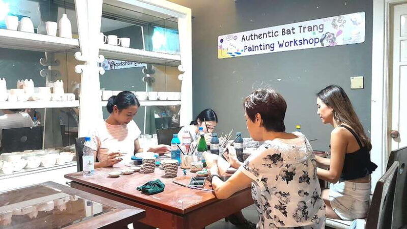experience-the-art-of-ceramic-painting-hanois-old-quarter