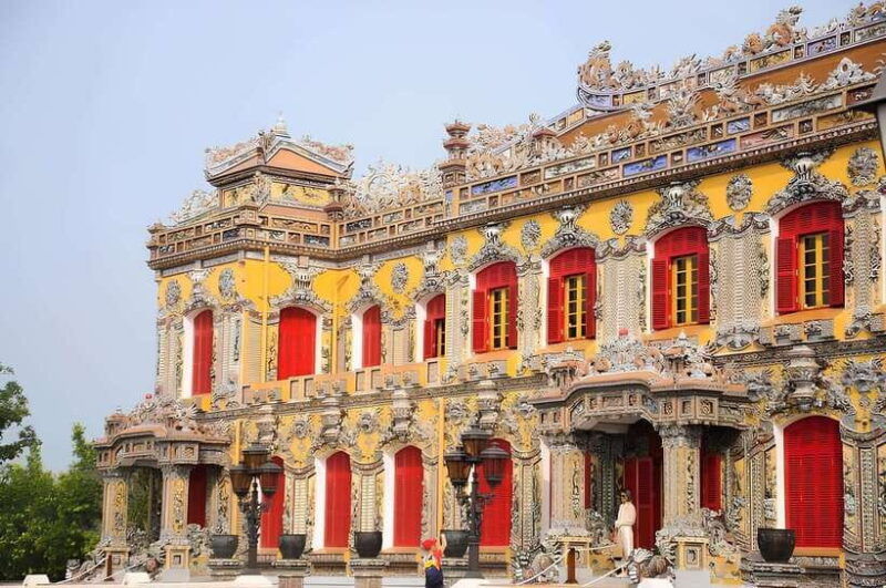 explore-hue-with-a-one-day-travel-itinerary