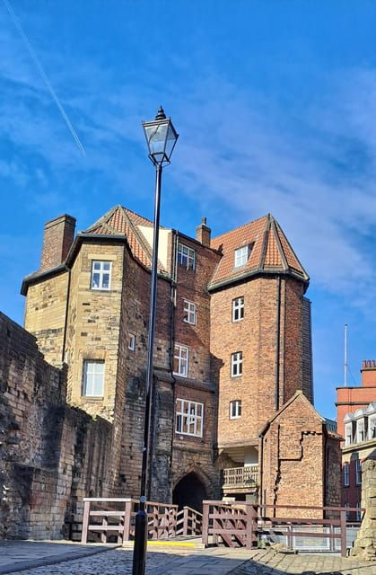 explore-newcastle-2-hour-city-tours-in-italian-or-english