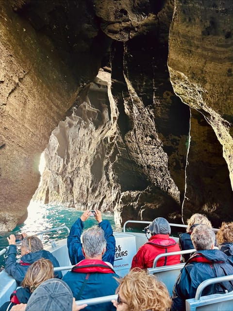 faial-island-unique-boat-tour-to-the-capelinhos-volcano