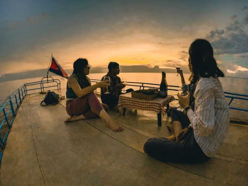 floating-village-sunset-boat-jeep-tour-inclusive-drinks