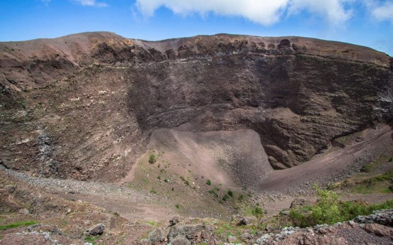 from-amalfi-coast-pompeii-herculaneum-and-mt-vesuvius