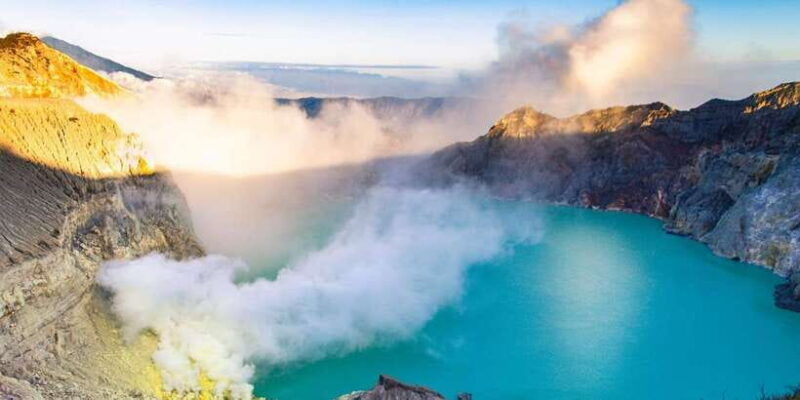 from-bali-or-banyuwangi-marvel-at-the-ijen-crater-sunrise