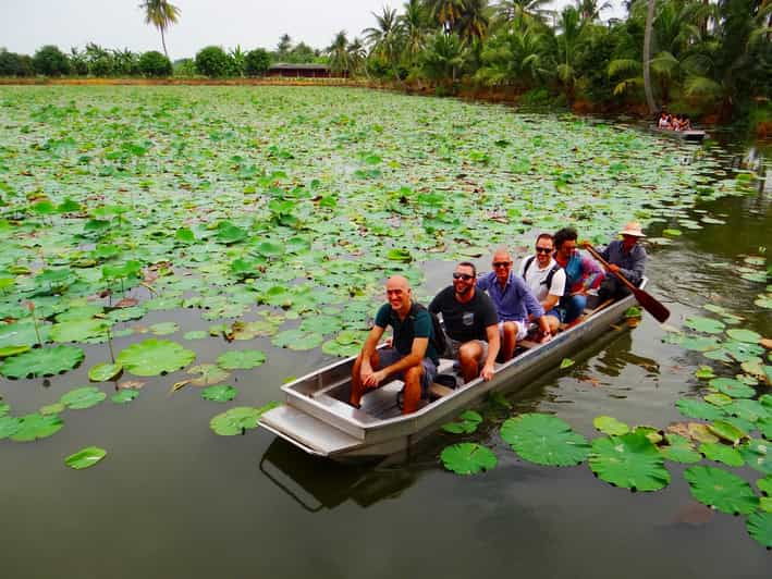 from-bangkok-mahasawat-canal-and-organic-fruit-farm-tour