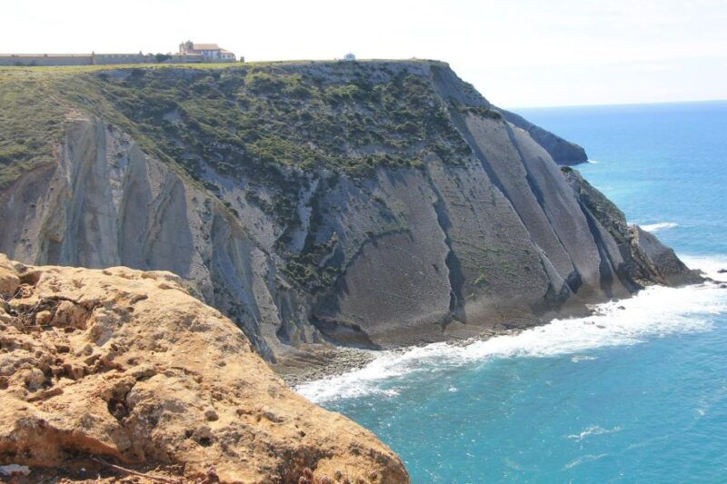 from-cabo-espichel-to-lagoa-jeep-tour