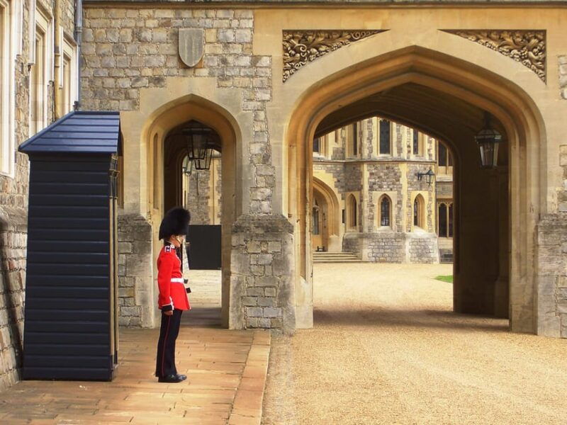 from-cambridge-guided-day-trip-to-windsor-oxford
