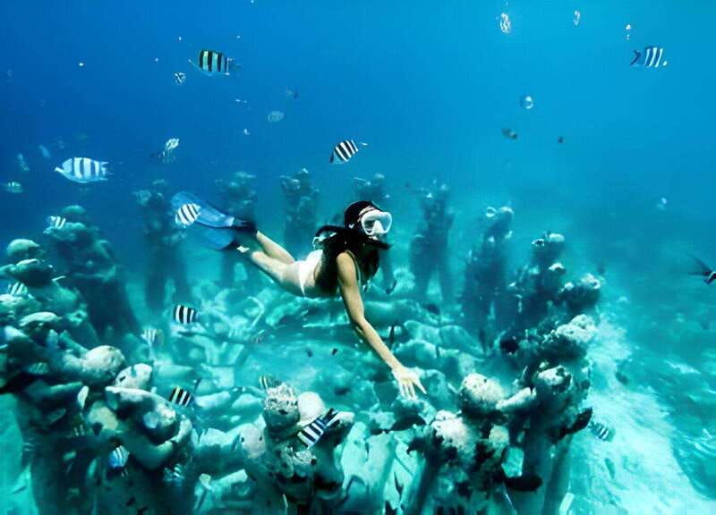 from-cancun-isla-mujeres-by-luxury-catamaran-with-drinks