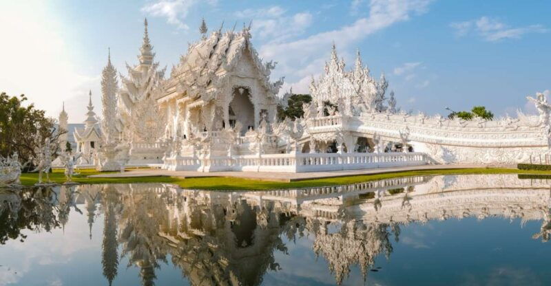 from-chiang-mai-white-temple-blue-temple-black-house