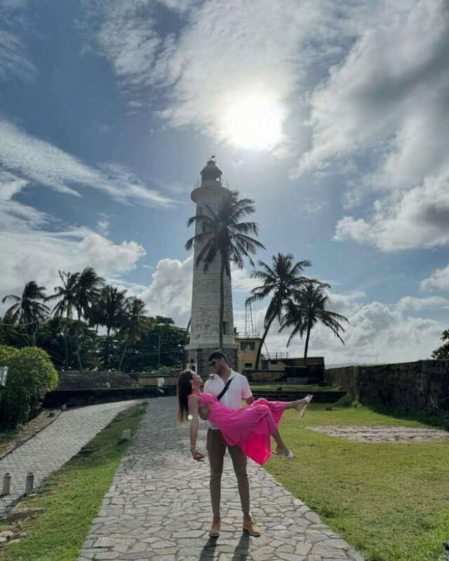 from-colombo-galle-dutch-fort-and-hikkaduwa-beach-day-tour