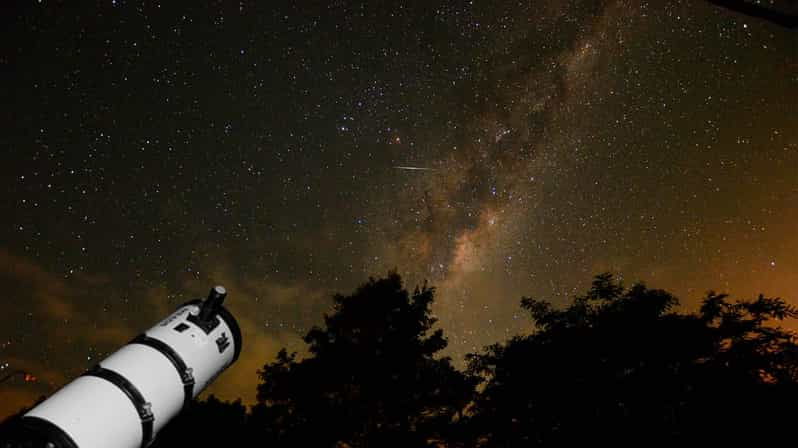 from-cusco-planetarium-observation-in-telescopes