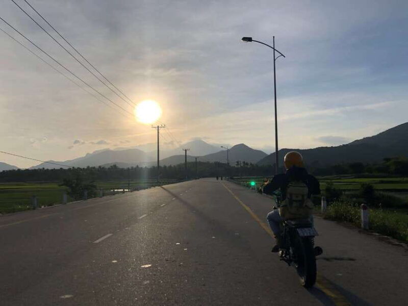 from-da-nang-hoi-an-hai-van-pass-tour-by-motorbike