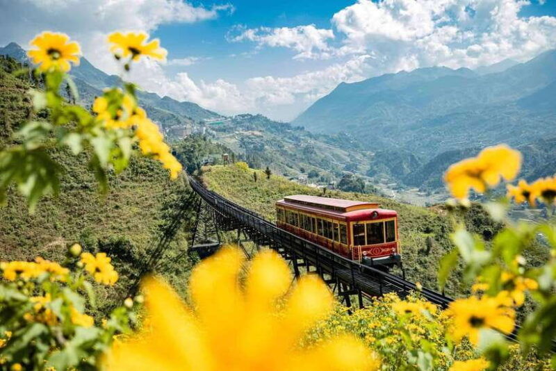 from-hanoi-3-day-sapa-trekking-sleep-at-hotel-homestay