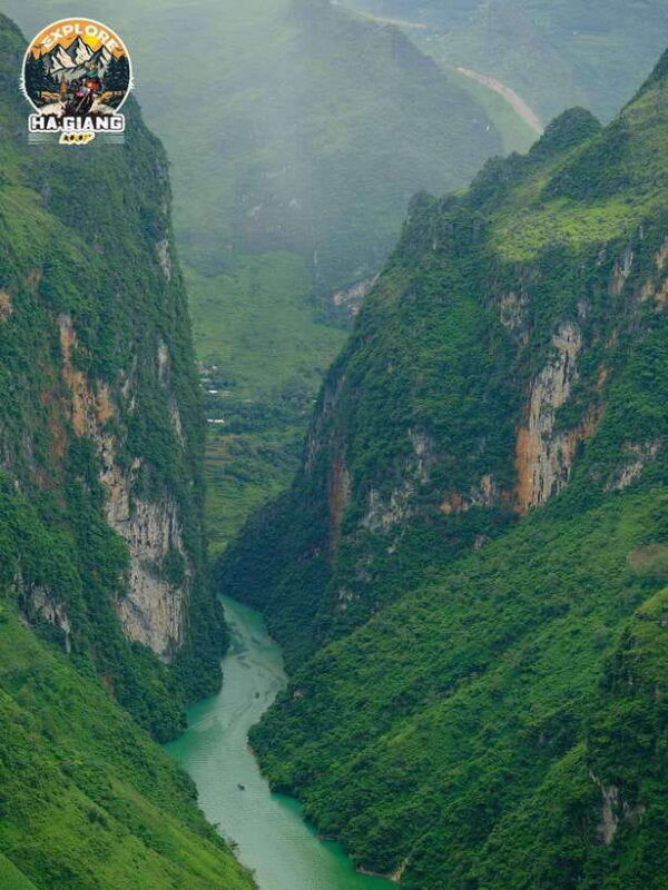 from-hanoi-ha-giang-2-day-motorbike-tour-with-accommodation