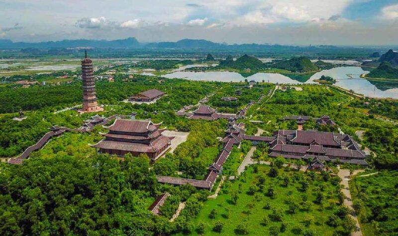 from-hanoi-ninh-binh-bai-dinh-trang-an-and-mua-cave-1-day