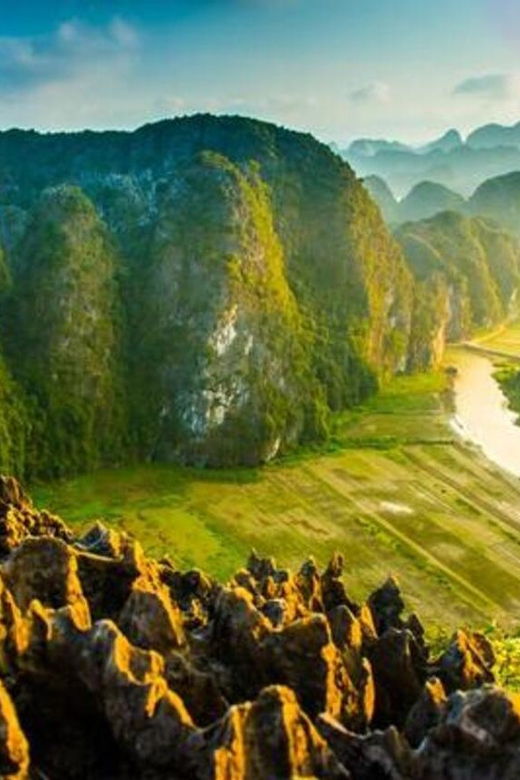 from-hanoi-ninh-binh-bai-dinh-trang-an-mua-cave-tour-3