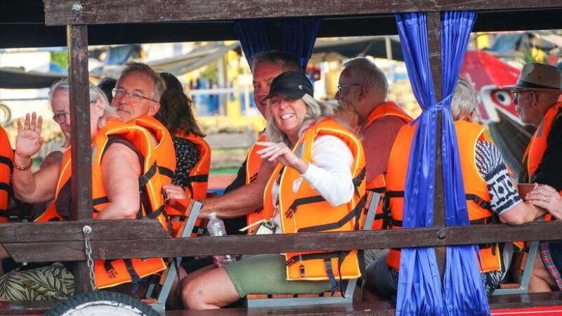 from-hcm-mekong-delta-floating-market-3days-exit-phnom-penh