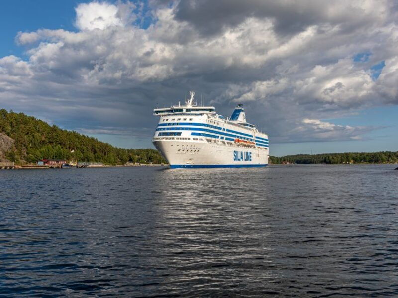 from-helsinki-overnight-cruise-to-stockholm-with-breakfast